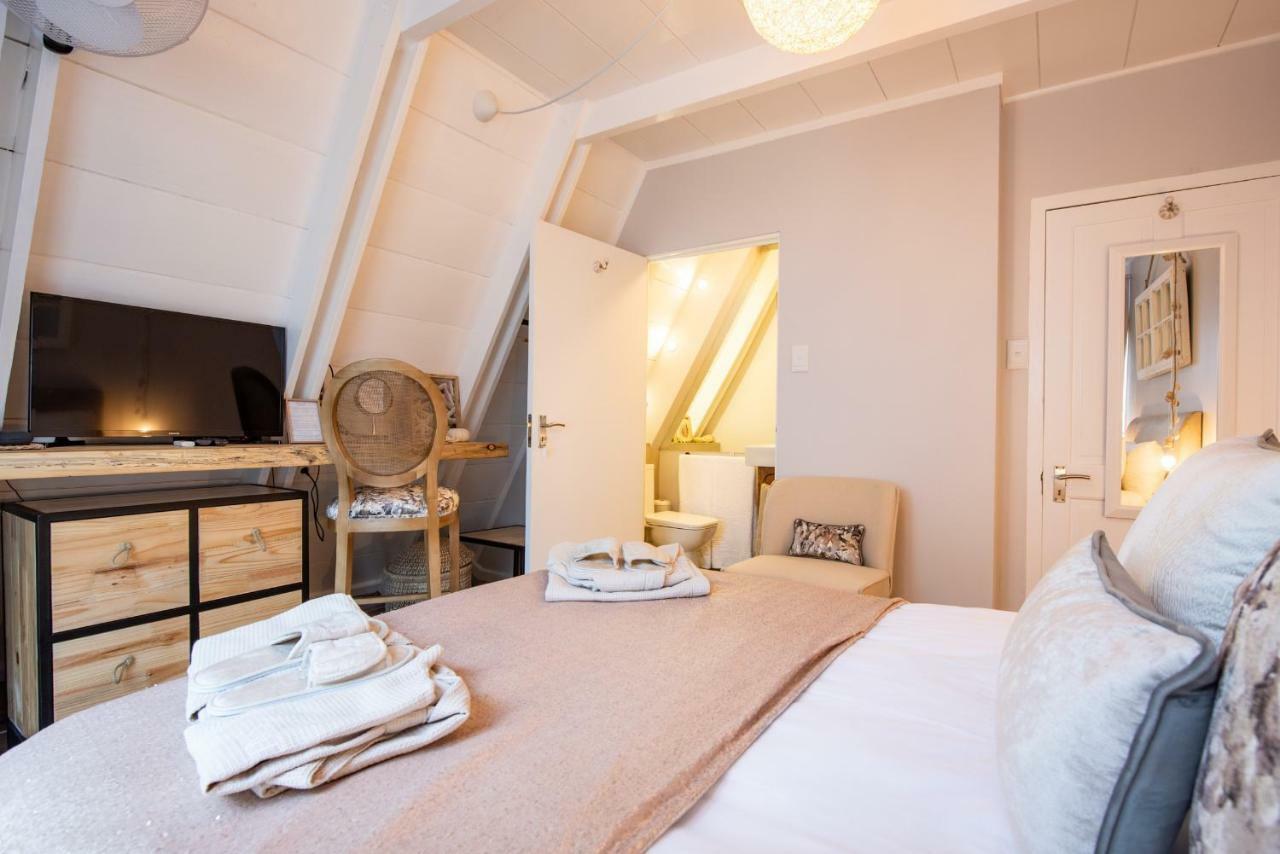 Salt Boutique Guesthouse (Adults Only) Bloubergstrand Exterior foto