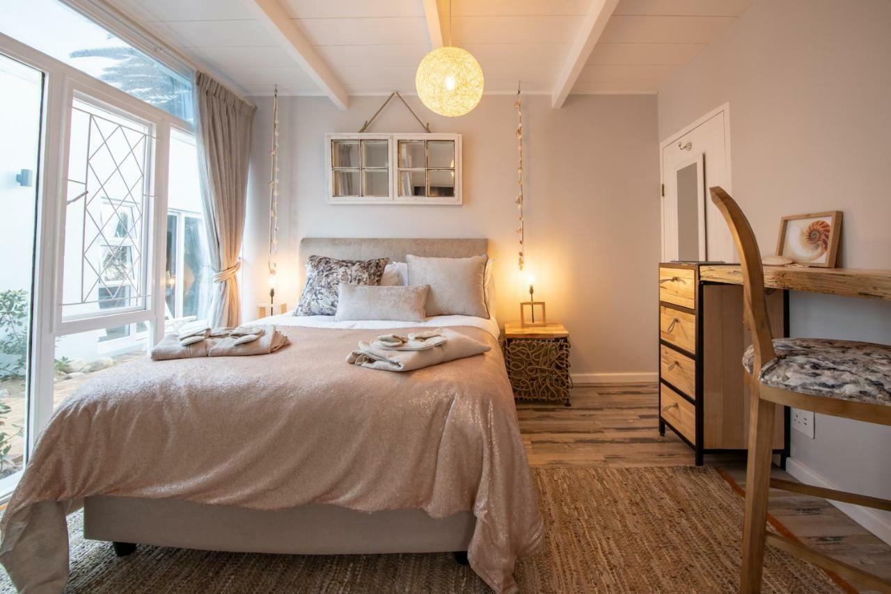Salt Boutique Guesthouse (Adults Only) Bloubergstrand Exterior foto