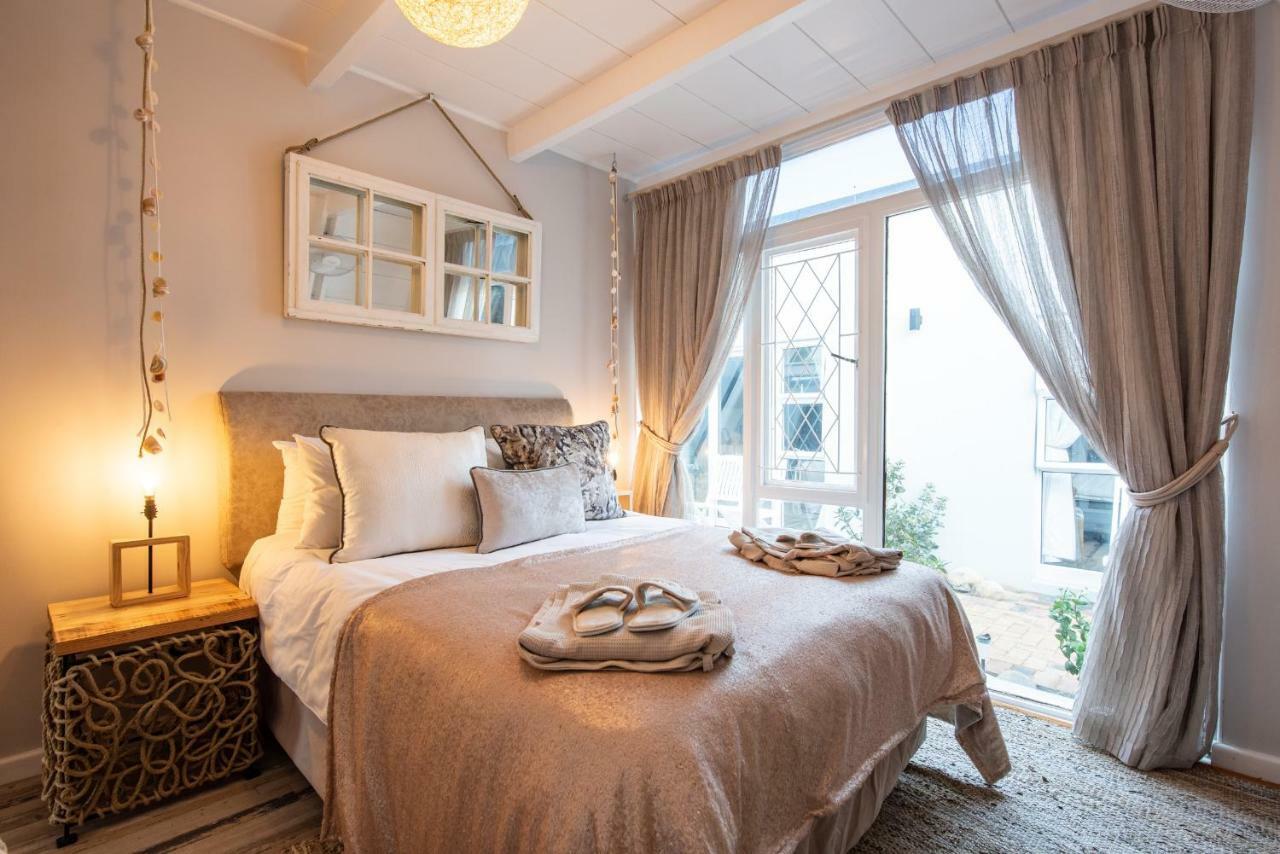 Salt Boutique Guesthouse (Adults Only) Bloubergstrand Exterior foto