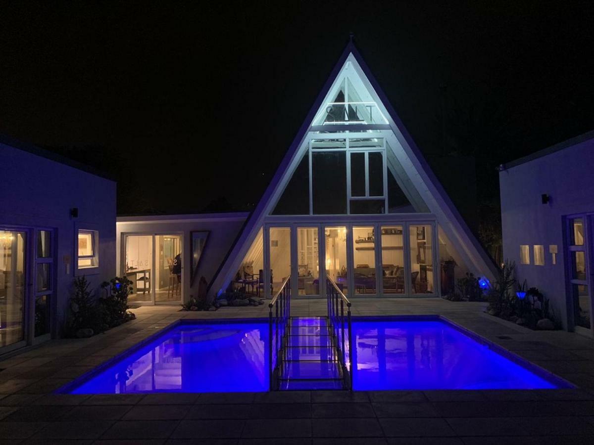 Salt Boutique Guesthouse (Adults Only) Bloubergstrand Exterior foto